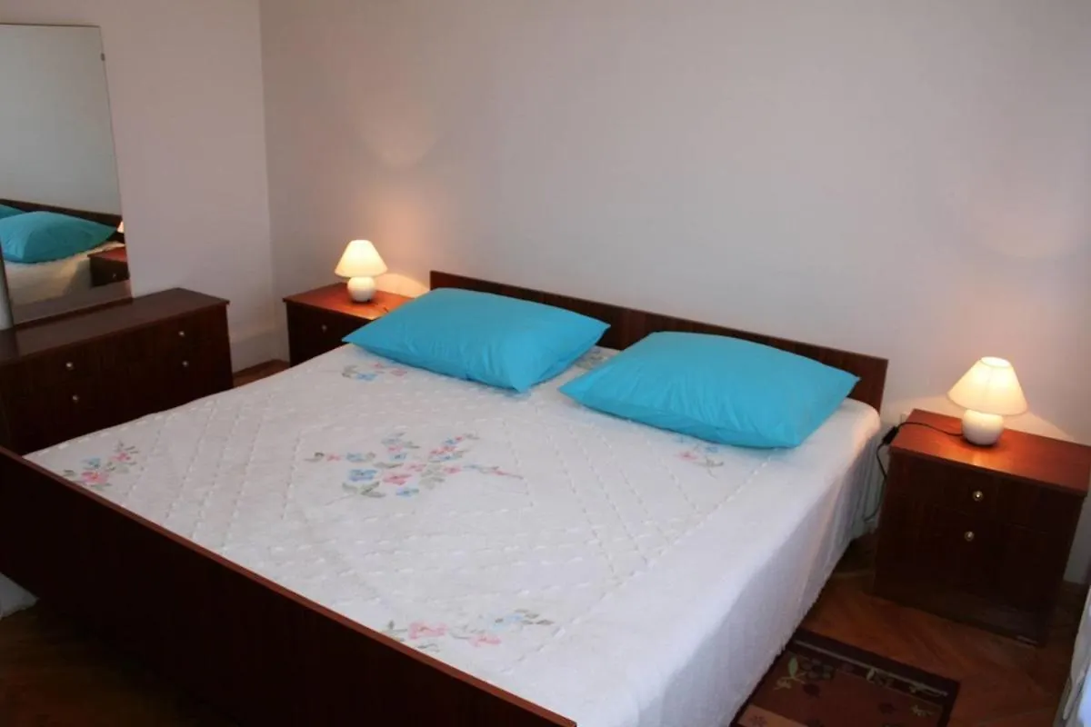 Apartment Ines  Pula