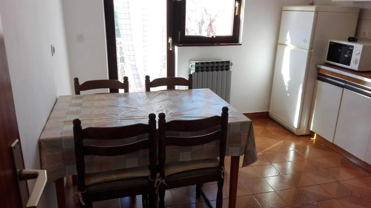 Apartment Ines